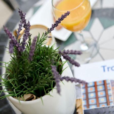 Guesthouse Ana Trogir Old Town エクステリア 写真