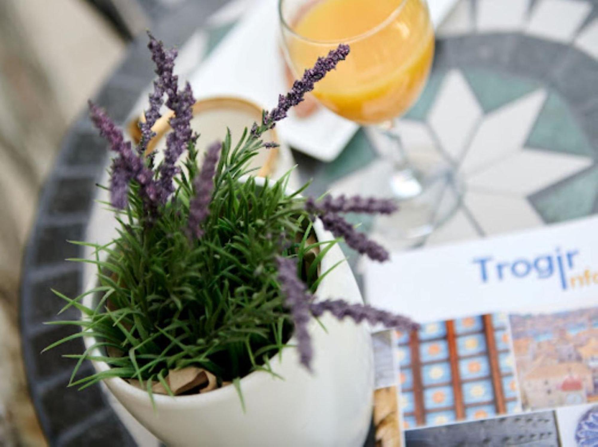 Guesthouse Ana Trogir Old Town エクステリア 写真