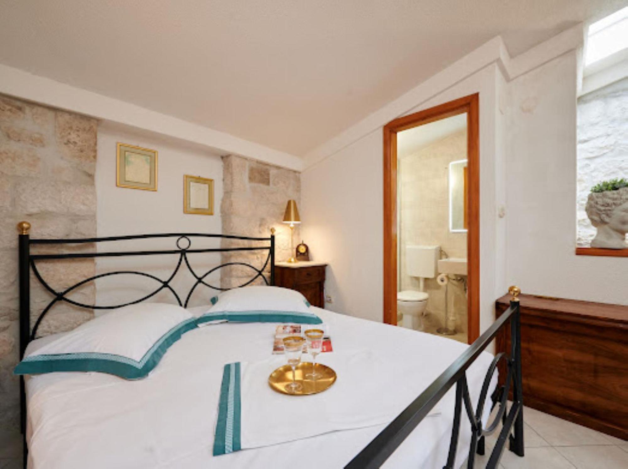 Guesthouse Ana Trogir Old Town 部屋 写真